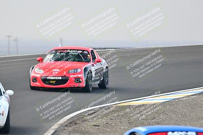 media/Jan-26-2025-CalClub SCCA (Sun) [[cfcea7df88]]/Group 4/Race/